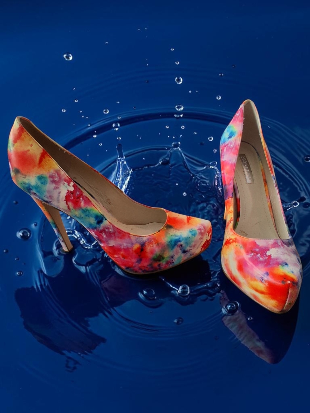 BCBGeneration Watercolor Print High Heels Women Shoe Size 8.5 Sexy All Year Cute